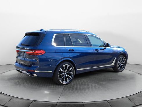 Used 2020 BMW X7 xDrive40i w/ Premium Package AWD/4WD image 6