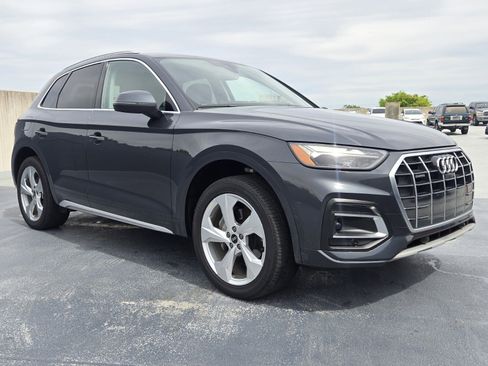 Used 2021 Audi Q5 Premium Plus w/ Premium Plus Package image 14