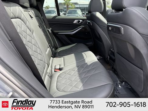 Used 2024 BMW X5 xDrive40i w/ Parking Assistance Package AWD/4WD image 14