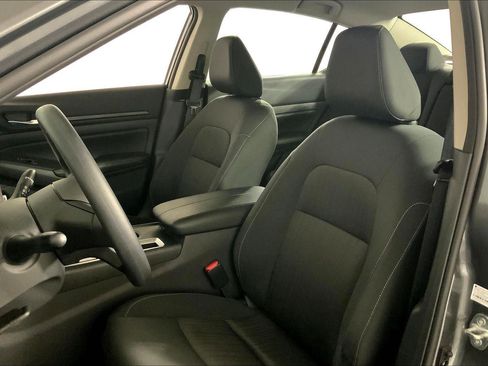 Used 2025 Nissan Altima 2.5 SV image 22