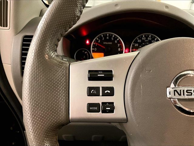 Used 2019 Nissan Frontier SL AWD/4WD image 17