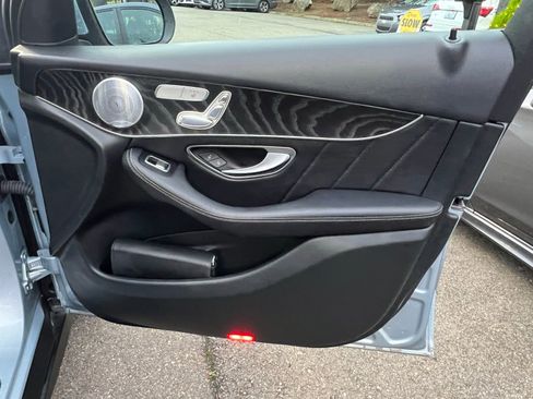 Used 2018 Mercedes-Benz GLC 300 4MATIC image 33