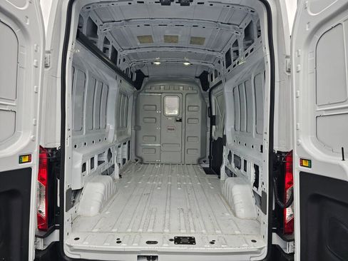 Used 2025 Ford Transit 250 148 High Roof RWD image 15