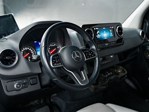 Used 2022 Mercedes-Benz Sprinter 3500 image 21