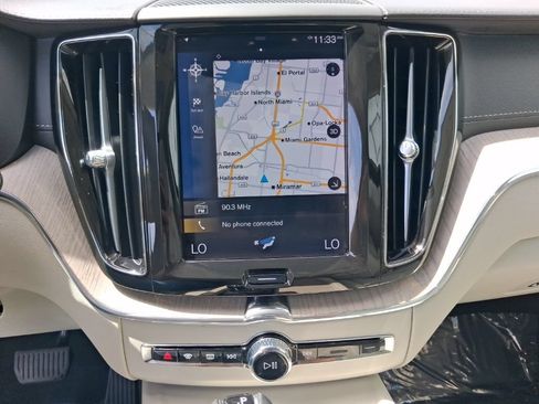 Used 2020 Volvo XC60 T5 Inscription w/ Protection Package Premier FWD image 21