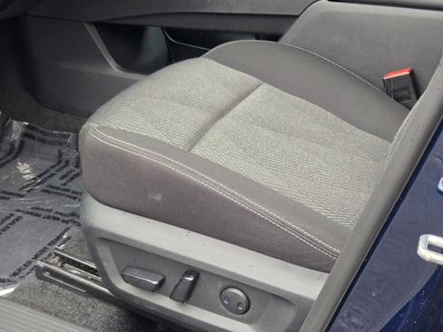 Used 2024 Nissan Rogue SV image 23