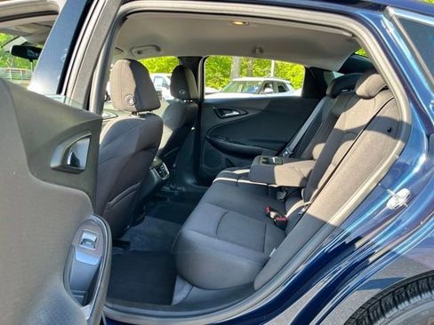 Used 2019 Chevrolet Malibu LT FWD image 17