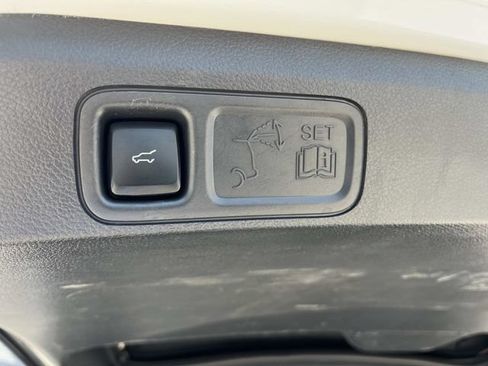 Certified 2024 Ford Expedition Limited AWD/4WD image 16