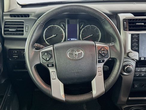 Used 2021 Toyota 4Runner Limited AWD/4WD image 18