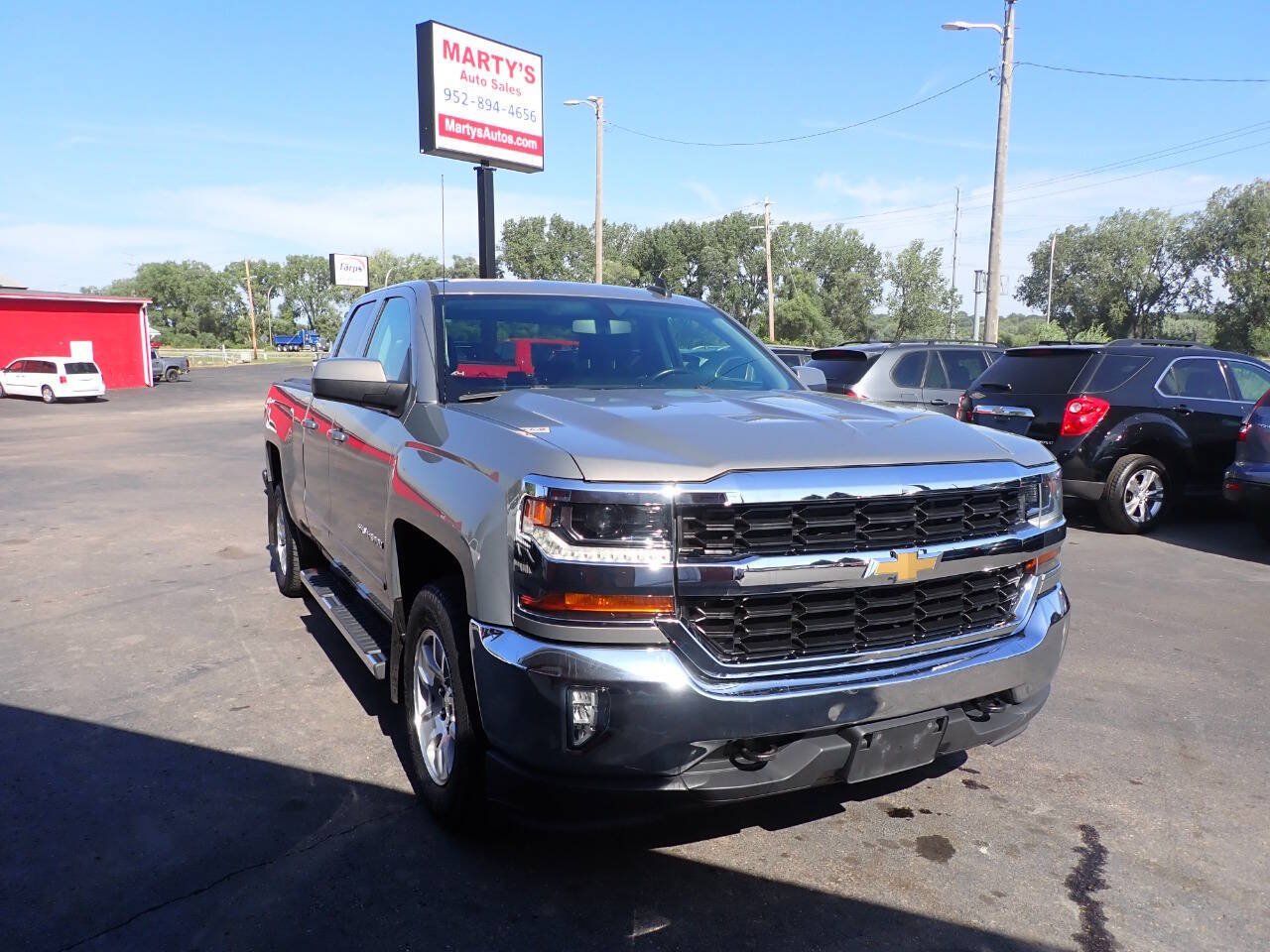 Used 2017 Chevrolet Silverado 1500 LT w/ All Star Edition AWD/4WD image 1