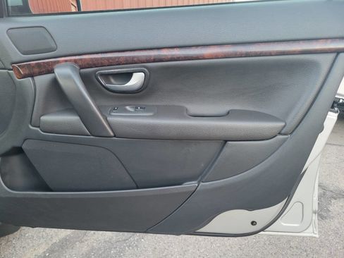 Used 2004 Volvo S80 2.9 image 28