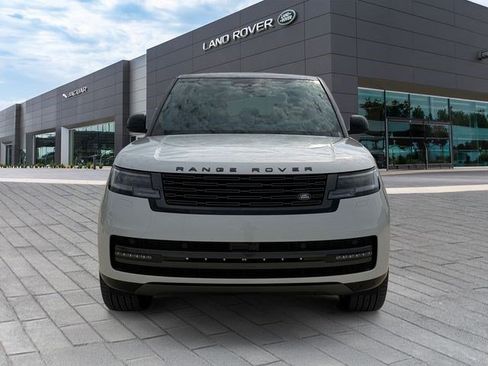 Used 2026 Land Rover Range Rover Long Wheelbase SE AWD/4WD image 8