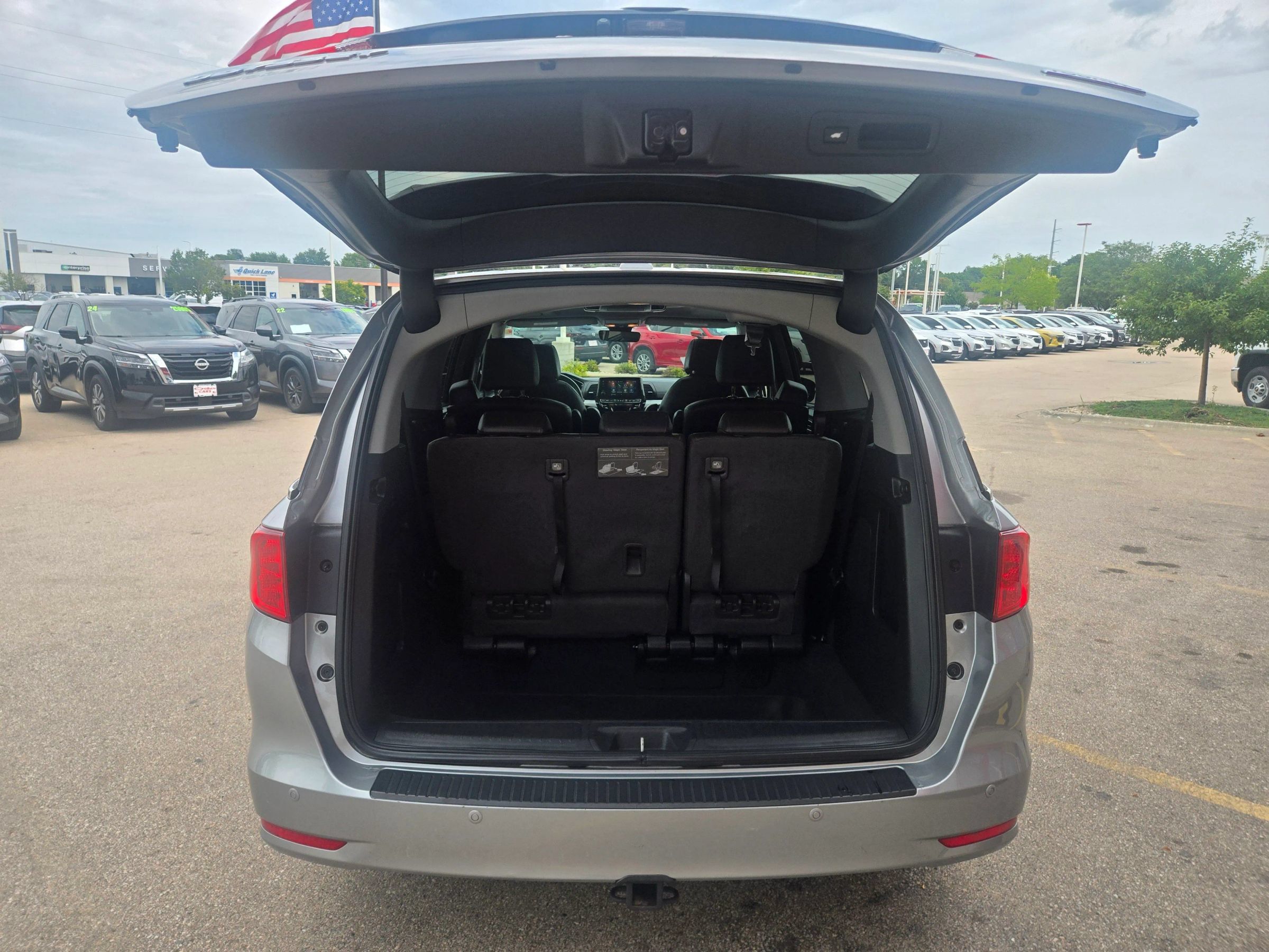 Used 2021 Honda Odyssey Touring image 7