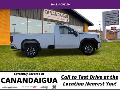Used 2024 GMC Sierra 2500 SLE w/ SLE Convenience Package AWD/4WD image 4