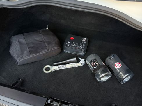 Used 2019 Aston Martin DBS Superleggera image 53