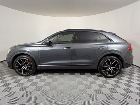 Used 2021 Audi Q8 Prestige w/ Prestige Package image 2