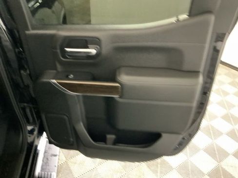 Used 2019 GMC Sierra 1500 SLE w/ Preferred Package AWD/4WD image 41