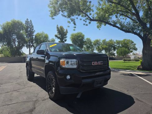 Used 2018 GMC Canyon SLE w/ Nightfall Edition AWD/4WD image 1