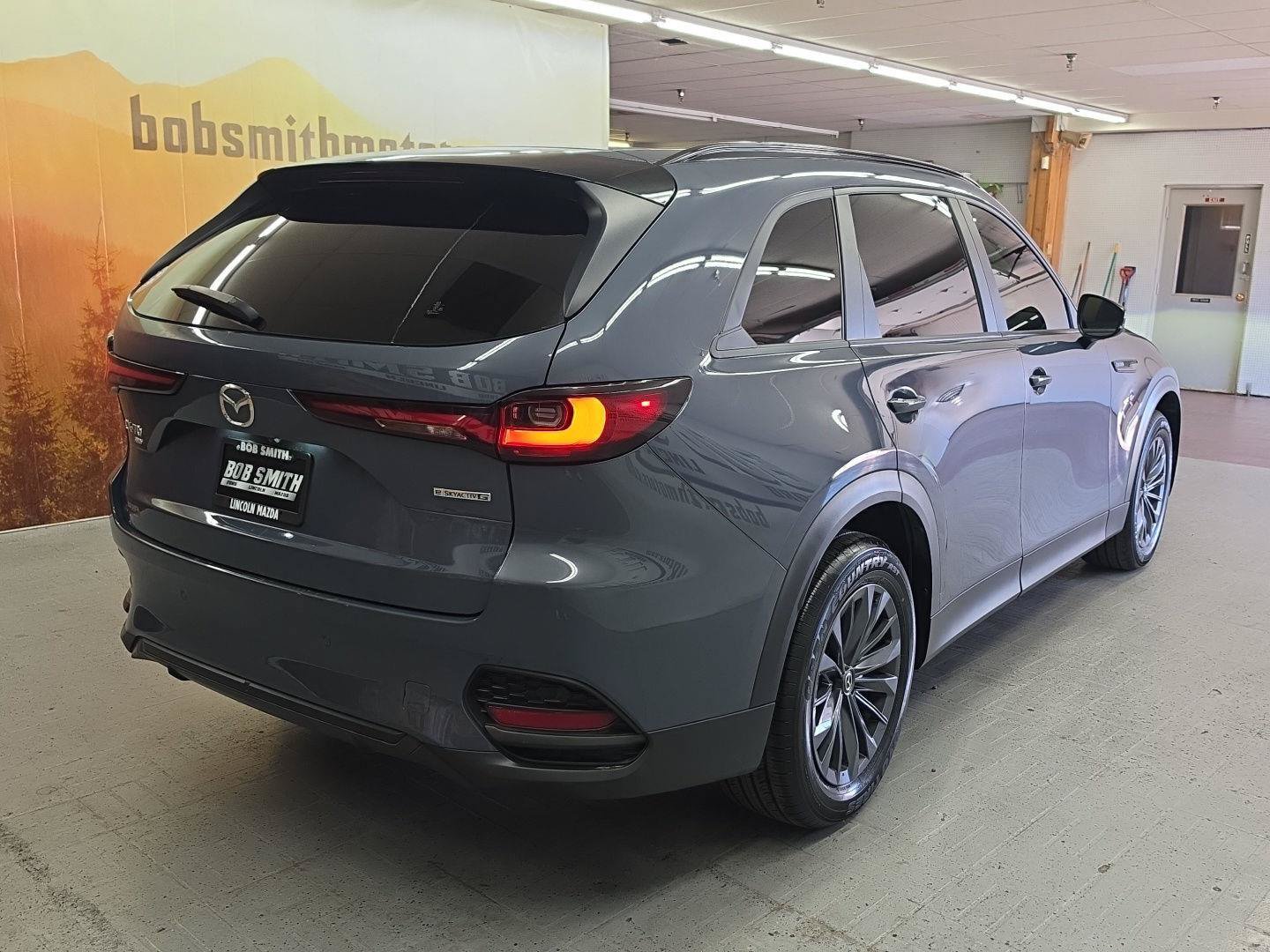Used 2025 MAZDA CX-70 3.3 Turbo w/ Preferred Package AWD/4WD image 21