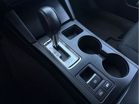 Used 2016 Subaru Outback 2.5i Premium image 19