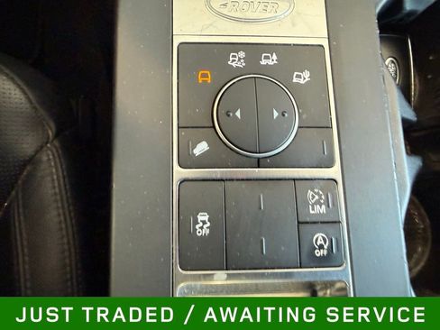 Used 2018 Land Rover Discovery SE AWD/4WD image 34