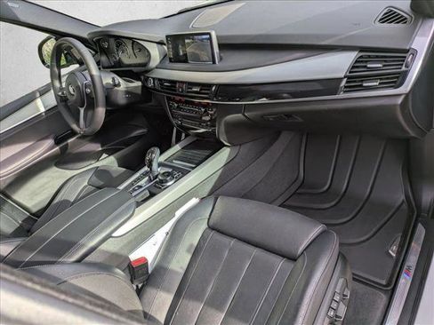 Used 2018 BMW X5 xDrive50i image 21