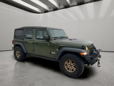 Used 2020 Jeep Wrangler Unlimited Sport AWD/4WD image 8