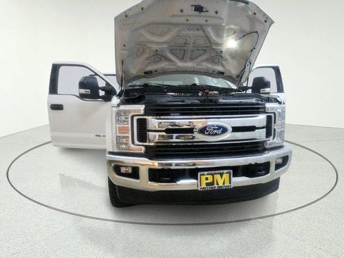Used 2019 Ford F350 XLT w/ XLT Value Package AWD/4WD image 9
