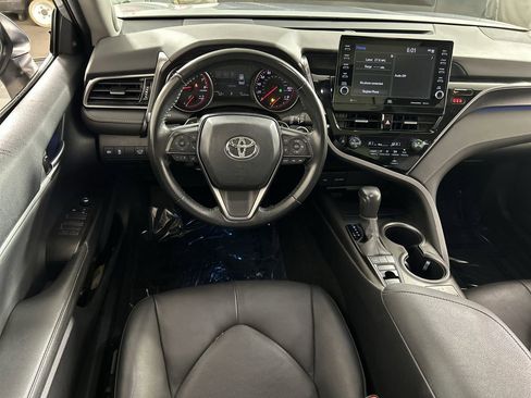 Used 2023 Toyota Camry XSE image 23