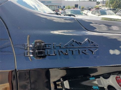 Used 2024 Chevrolet Tahoe High Country image 9