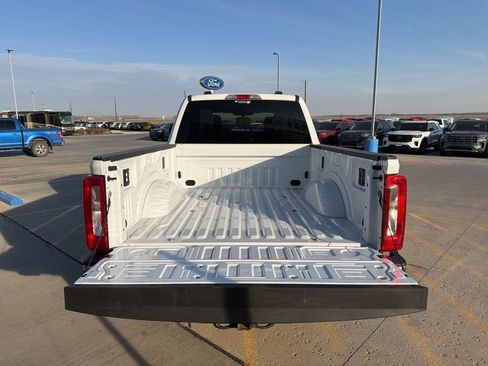 Used 2024 Ford F250 XLT w/ FX4 Off-Road Package AWD/4WD image 7