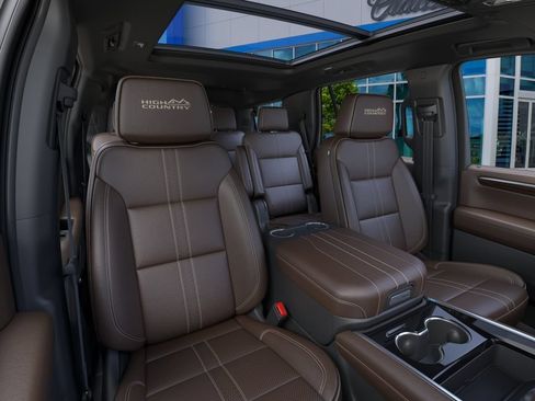 New 2026 Chevrolet Tahoe High Country AWD/4WD image 16