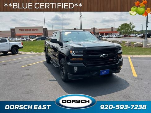 Used 2018 Chevrolet Silverado 1500 LT w/ Midnight Edition AWD/4WD image 4
