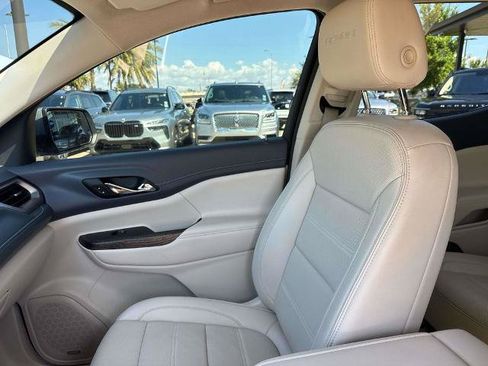 Used 2023 GMC Acadia Denali FWD image 16