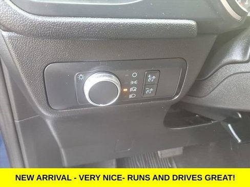 Used 2022 Ford Escape SE w/ Cold Weather Package image 15