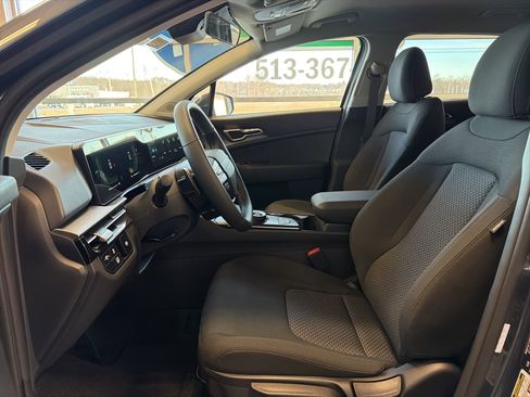New 2026 Kia Sportage LX image 15