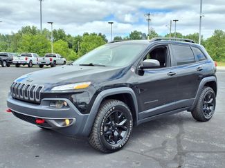 Used 2016 Jeep Cherokee Trailhawk w/ Cold Weather Group image 1