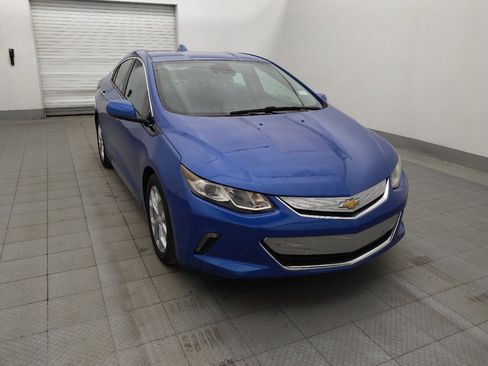 Used 2017 Chevrolet Volt Premier w/ Driver Confidence II Package FWD image 13