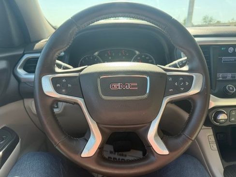 Used 2017 GMC Acadia SLT FWD image 16
