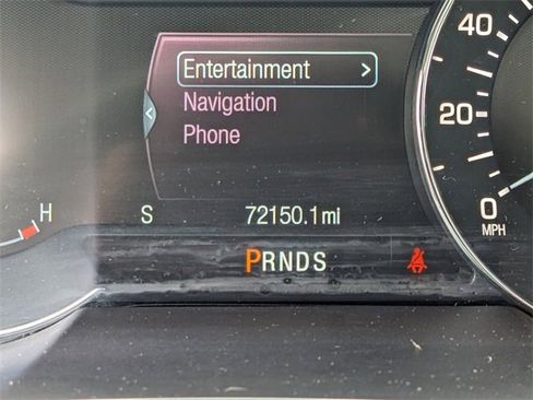 Used 2016 Lincoln MKX Reserve w/ Luxury Package image 28