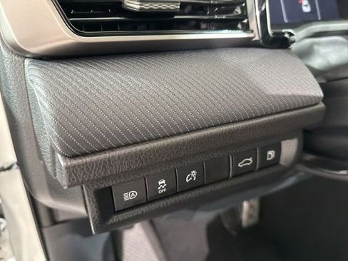 Used 2025 Toyota Camry SE image 23