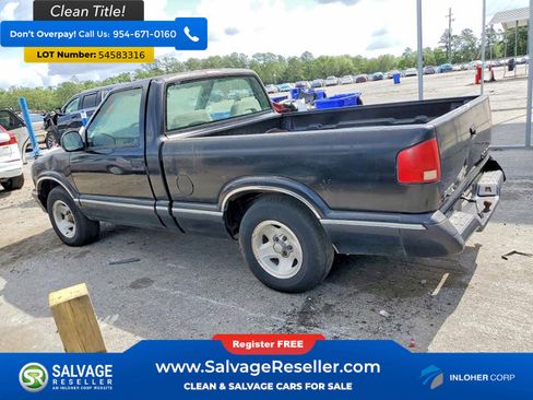 Used 1996 Chevrolet S10 Pickup 2WD Regular Cab image 3