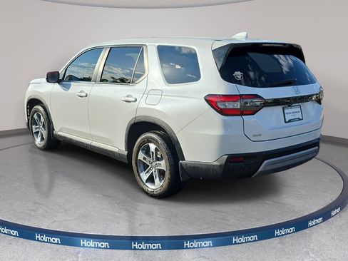 Certified 2025 Honda Pilot EX-L image 8