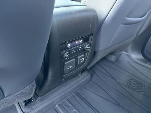 Used 2022 Buick Enclave Essence w/ Experience Buick Package image 22