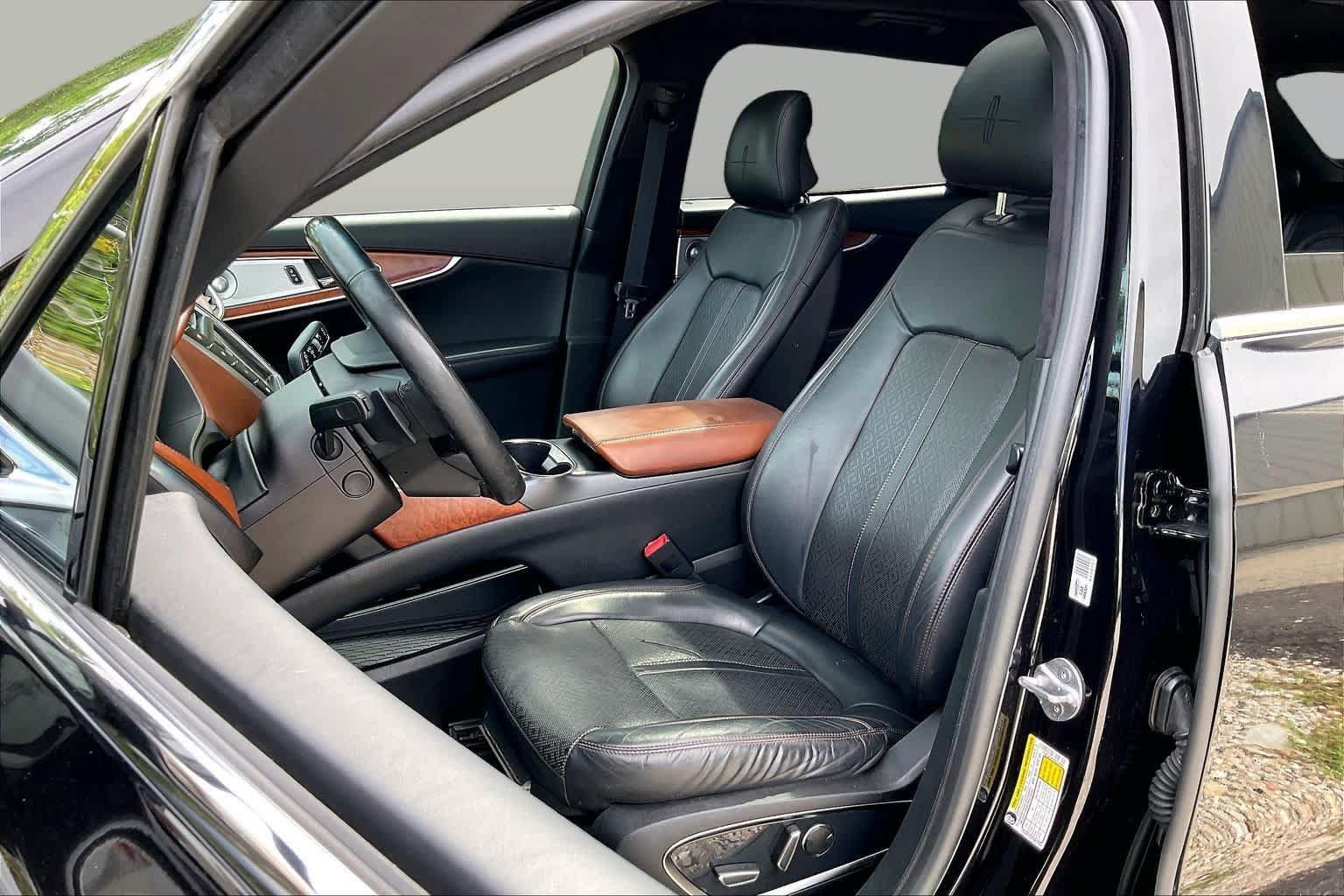 Used 2019 Lincoln Nautilus Black Label AWD/4WD image 24