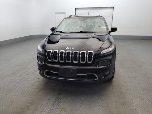 Used 2018 Jeep Cherokee Limited AWD/4WD image 15