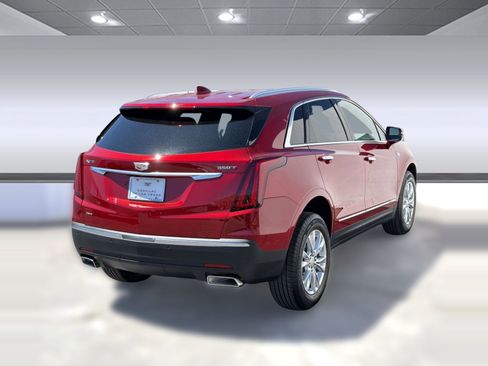New 2026 Cadillac XT5 Luxury w/ LPO, Floor Liner Package AWD/4WD image 9