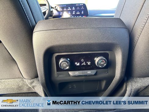 New 2026 Chevrolet Traverse LT w/ Sun and Wheel Package image 43