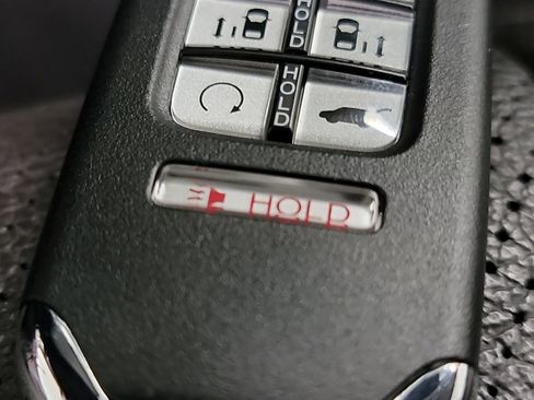 Certified 2022 Honda Odyssey Elite image 32