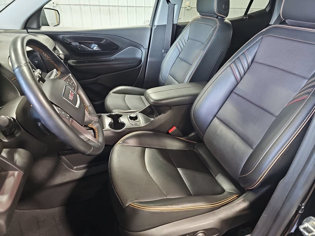 Used 2023 GMC Terrain AT4 AWD/4WD image 15